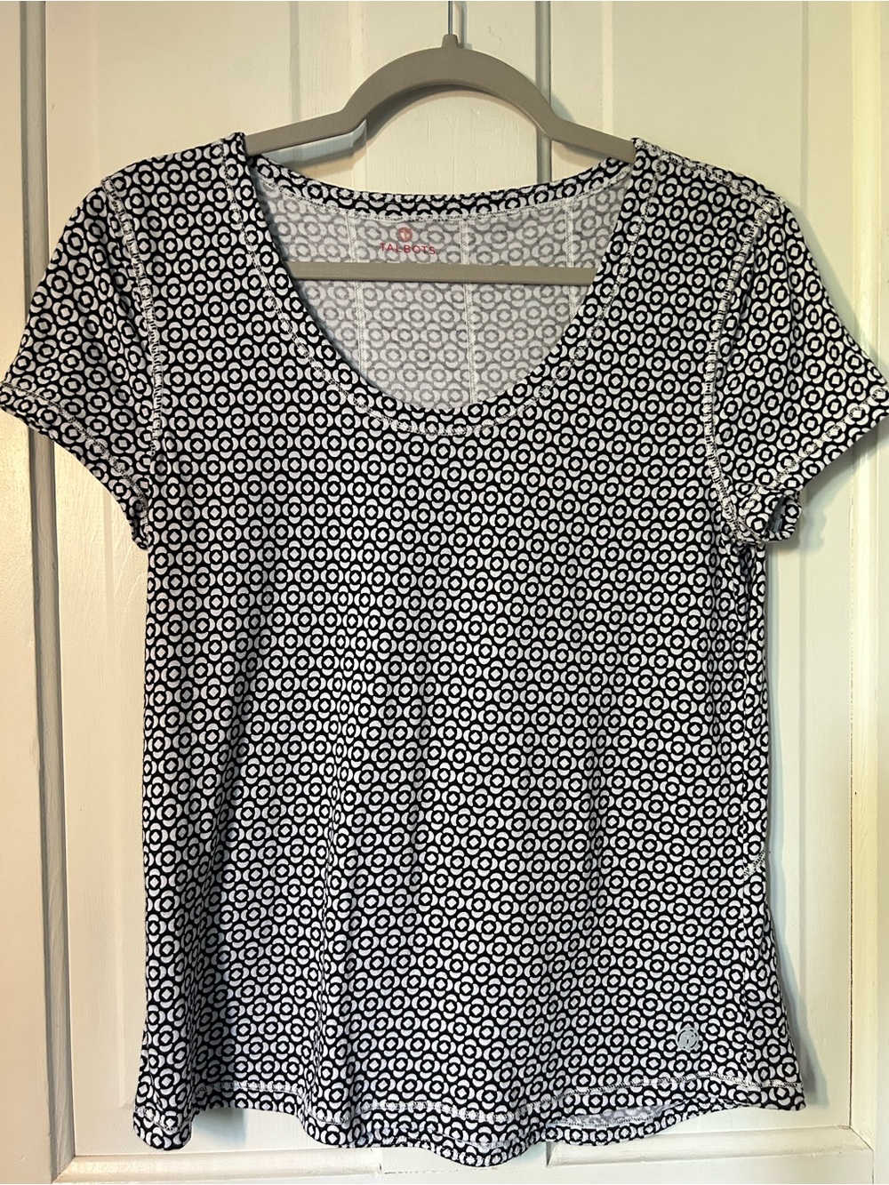 Talbots Black and White Short Sleeve Scoop Neck Tee